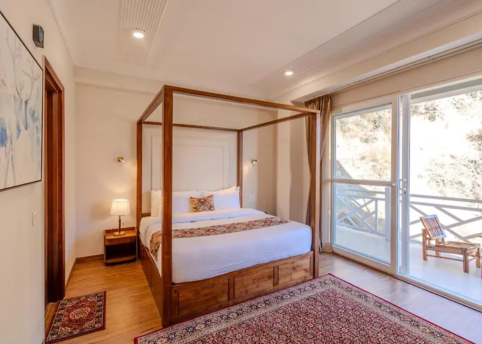 Saffronstays Alpine Blue, Theog - 6Br Villa With Valley Views Shimla